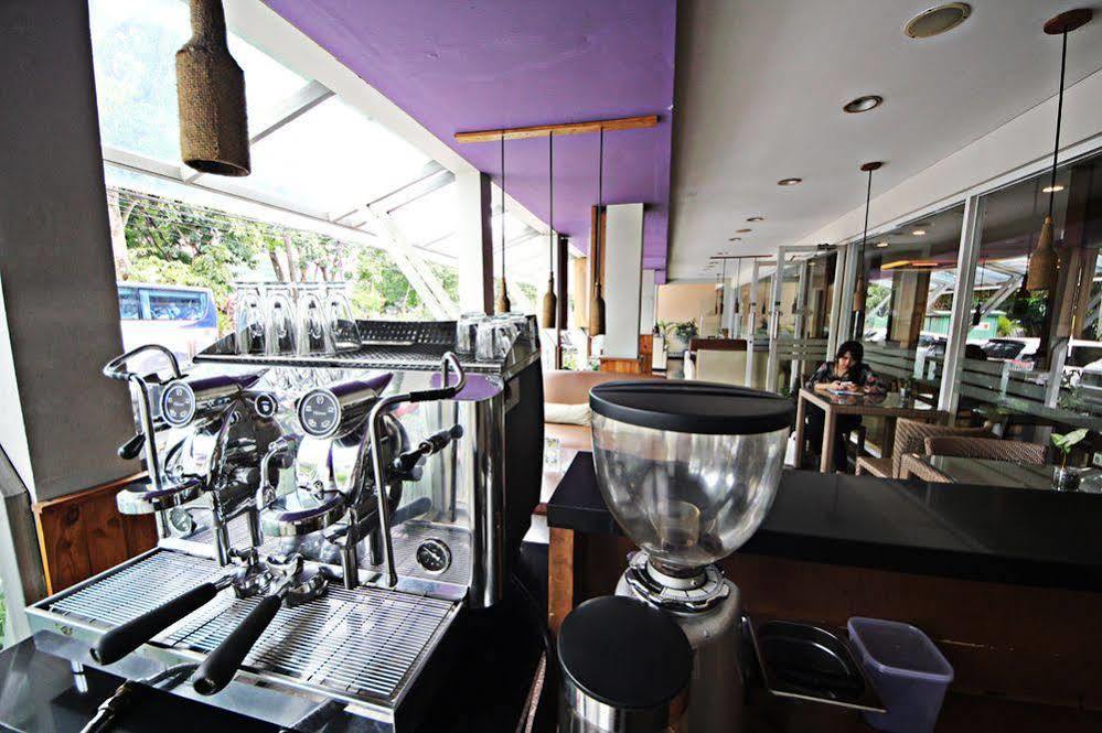 Hotel Anggrek Gandasari Bandung Esterno foto