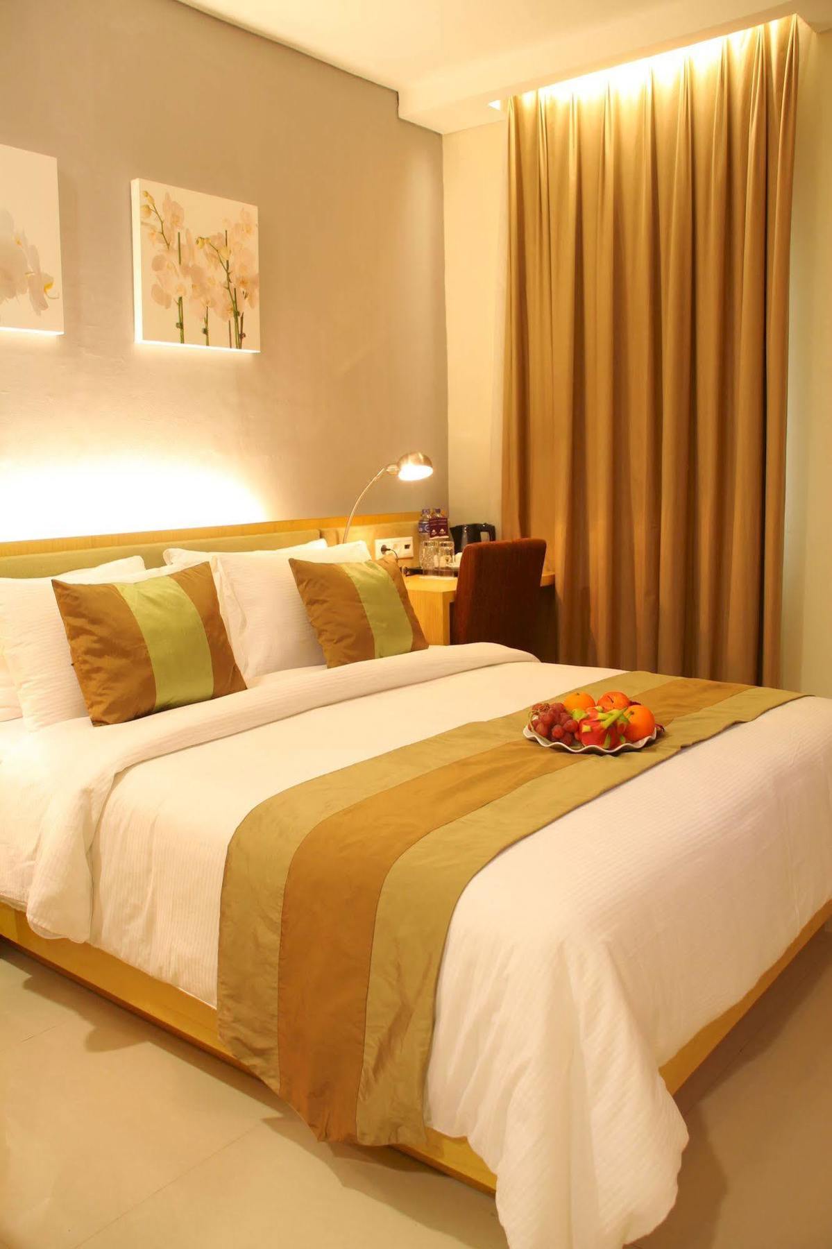 Hotel Anggrek Gandasari Bandung Esterno foto
