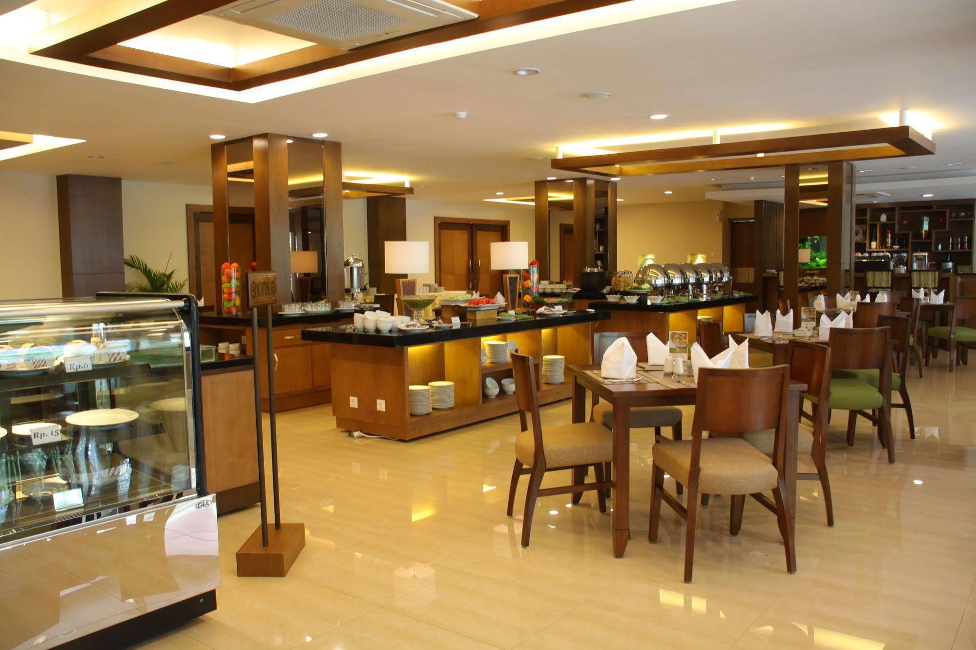 Hotel Anggrek Gandasari Bandung Esterno foto