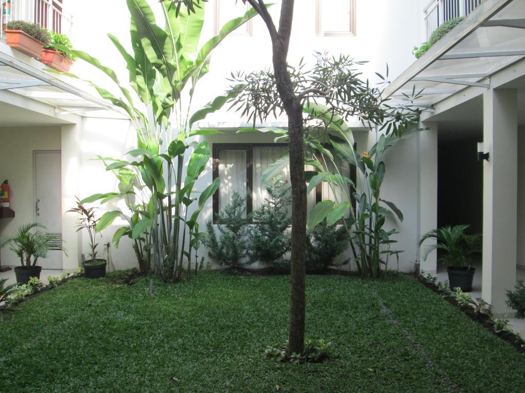 Hotel Anggrek Gandasari Bandung Esterno foto