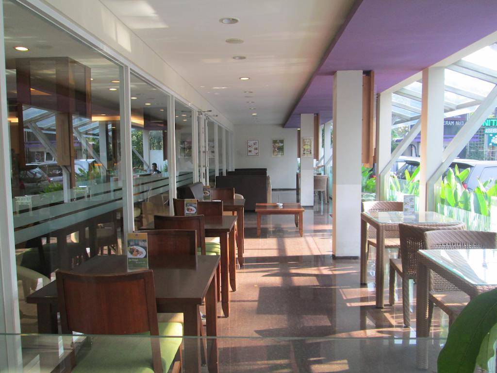 Hotel Anggrek Gandasari Bandung Esterno foto