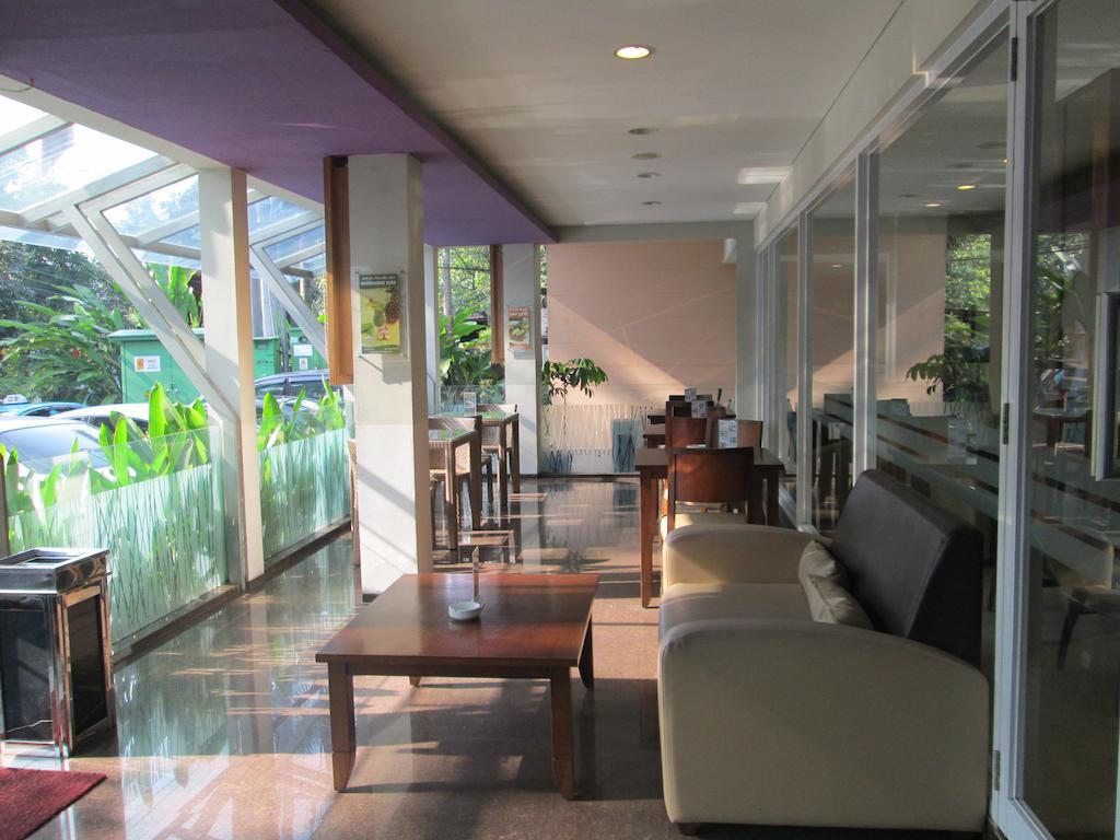 Hotel Anggrek Gandasari Bandung Esterno foto